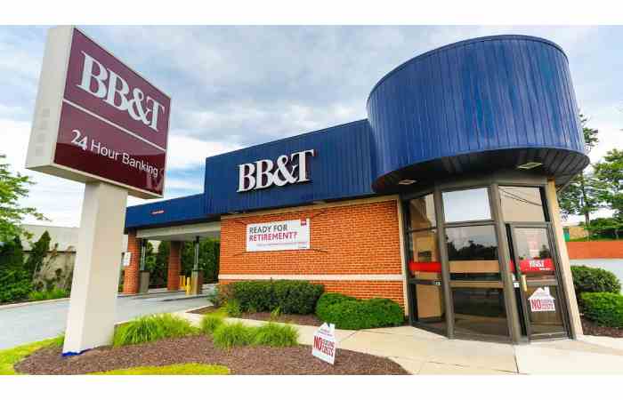 What are BB&T Bank hours?