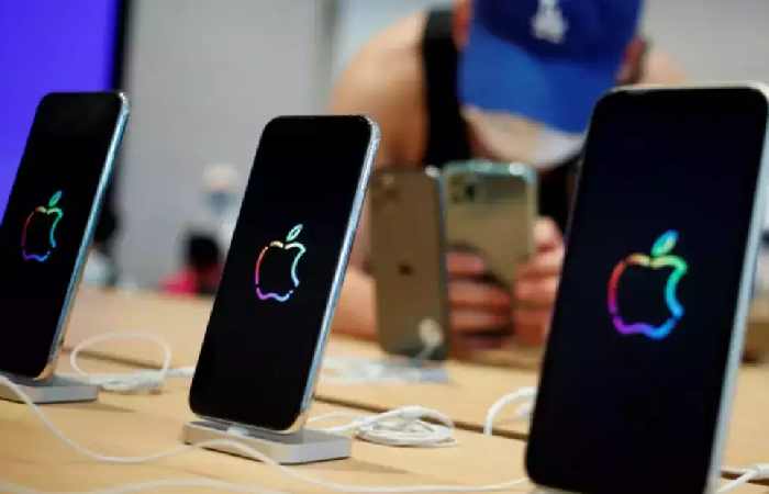 Does India export Apple?